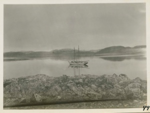 Image of Bowdoin at anchor